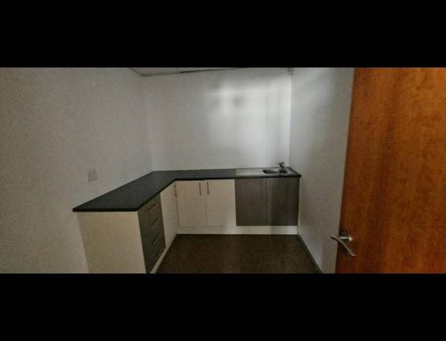 BUSINESS PROPERTY TO RENT IN KYALAMI